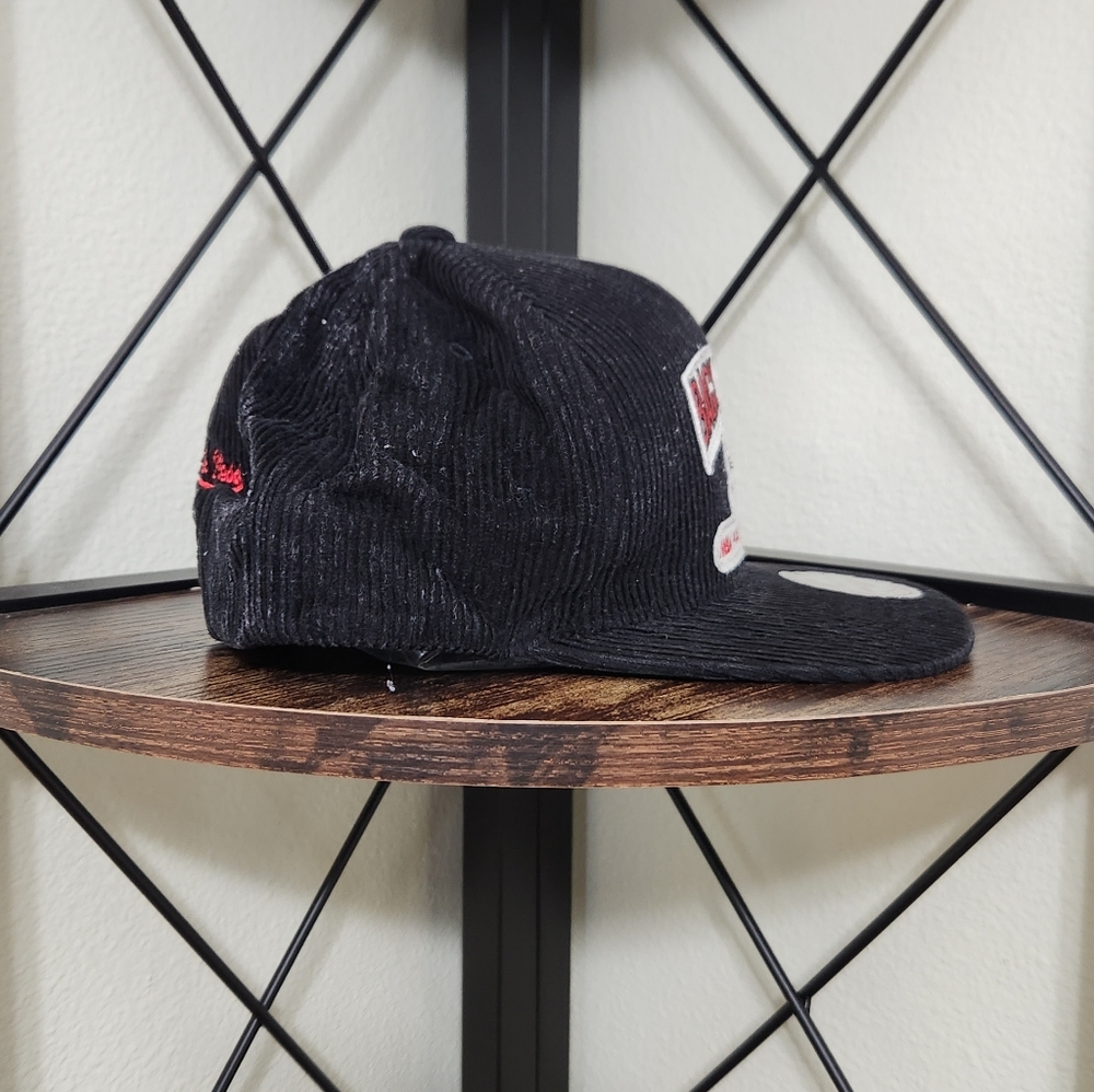 Mitchell & Ness Back to Back 91 92 NBA World Champions Corduroy Adjustable Hat - Picture 2 of 9